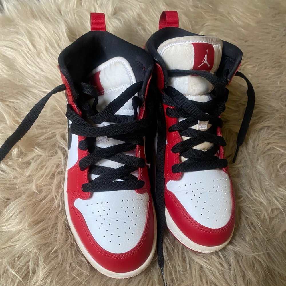 Boys Jordan 1…. Red, Black and White
